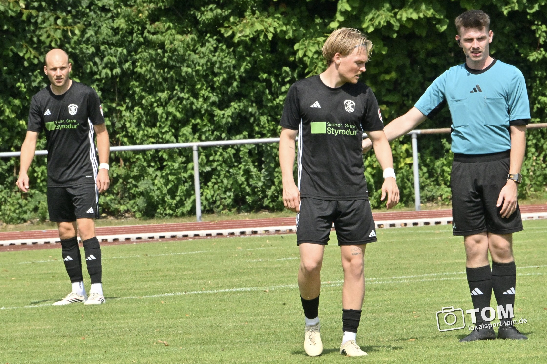 Die Bilder vom 3:0-Sieg des VfL Kaufering in Königsbrunn – Foto 9
