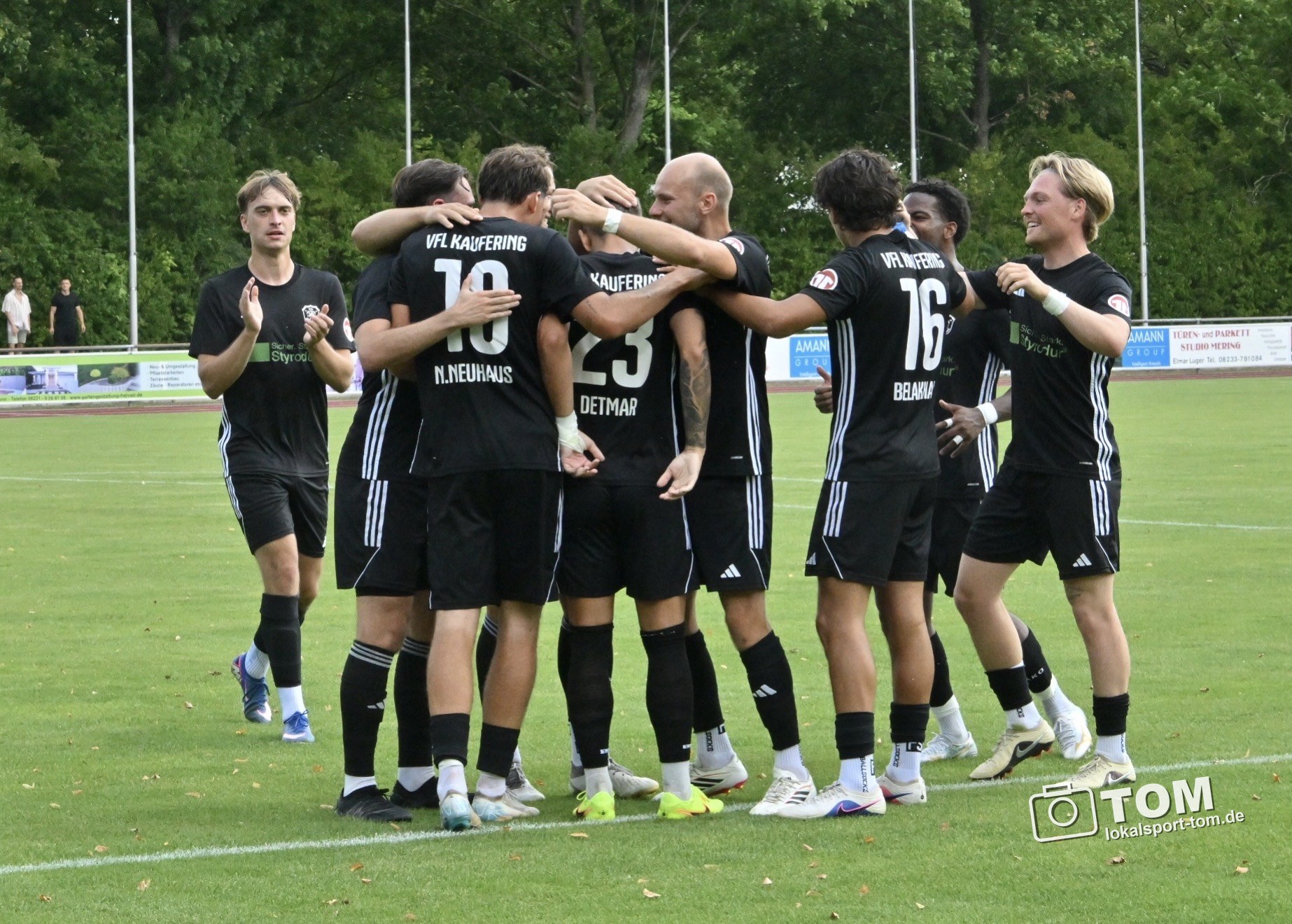 Jubel des VfL Kaufering in Königsbrunn
