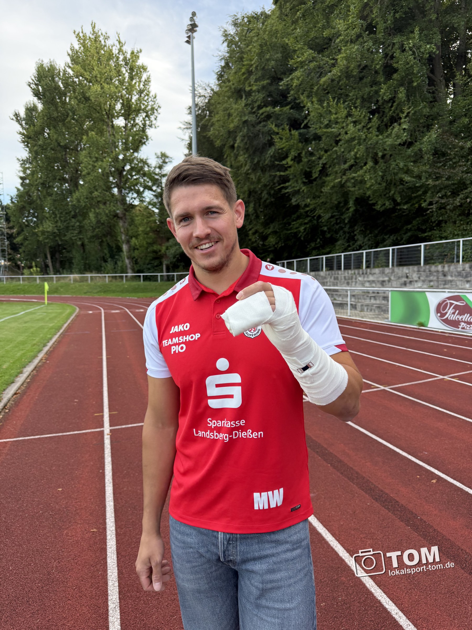 "Butcha" schießt Kaufering zum Sieg in Kaufbeuren – Foto 2