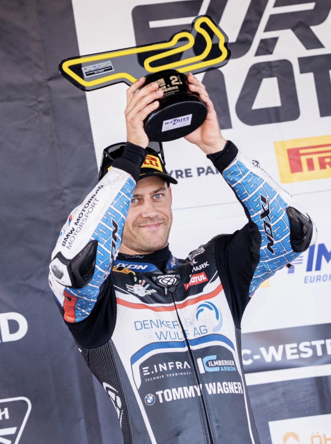 Schrötter: Mit kaputten Knie aufs Podium
